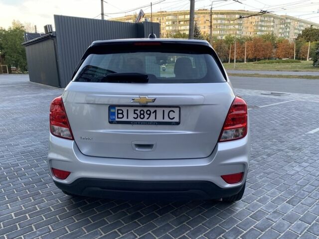 Серый Шевроле Трекер, объемом двигателя 1.4 л и пробегом 167 тыс. км за 10200 $, фото 4 на Automoto.ua