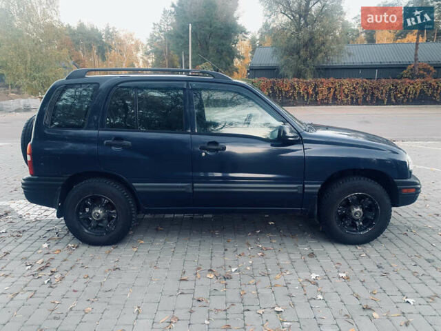 Синий Шевроле Трекер, объемом двигателя 2 л и пробегом 245 тыс. км за 3300 $, фото 6 на Automoto.ua