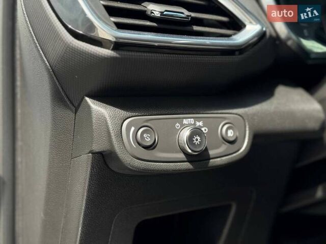 Білий Шевроле Трейлблейзер, об'ємом двигуна 1.34 л та пробігом 80 тис. км за 18900 $, фото 12 на Automoto.ua