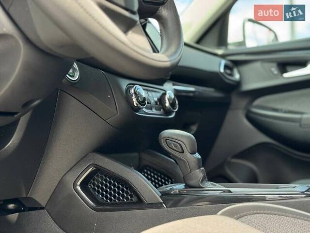 Білий Шевроле Трейлблейзер, об'ємом двигуна 1.34 л та пробігом 80 тис. км за 18900 $, фото 13 на Automoto.ua