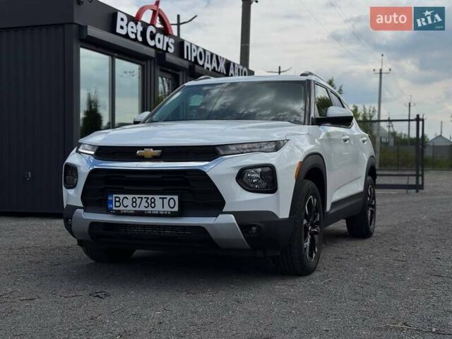 Білий Шевроле Трейлблейзер, об'ємом двигуна 1.34 л та пробігом 80 тис. км за 18900 $, фото 1 на Automoto.ua