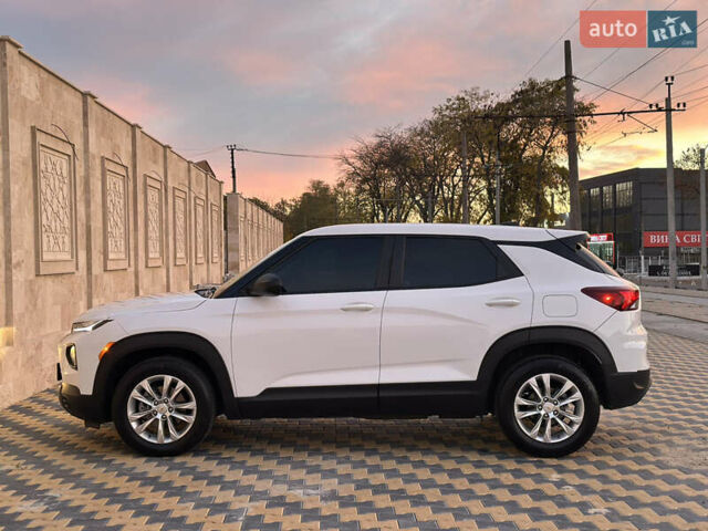 Білий Шевроле Трейлблейзер, об'ємом двигуна 1.2 л та пробігом 20 тис. км за 18000 $, фото 21 на Automoto.ua