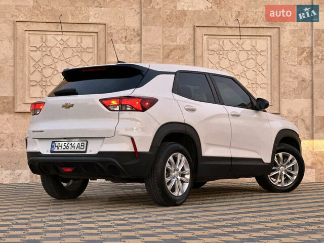 Білий Шевроле Трейлблейзер, об'ємом двигуна 1.2 л та пробігом 20 тис. км за 18000 $, фото 17 на Automoto.ua