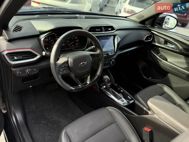 Чорний Шевроле Трейлблейзер, об'ємом двигуна 1.34 л та пробігом 26 тис. км за 21900 $, фото 40 на Automoto.ua