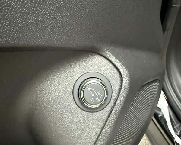 Шевроле Трейлблейзер 2021 в Павлограде на Automoto.ua Черный Шевроле Трейлблейзер, объемом двигателя 1.34 л и пробегом 30 тыс. км за 21999 $, фото 40 на Automoto.ua