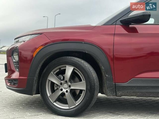 Шевроле Трейлблейзер 2020 в Львове на Automoto.ua Красный Шевроле Трейлблейзер, объемом двигателя 1.34 л и пробегом 48 тыс. км за 17699 $, фото 4 на Automoto.ua