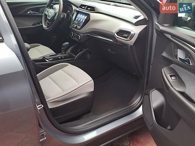 Сірий Шевроле Трейлблейзер, об'ємом двигуна 1.4 л та пробігом 77 тис. км за 17900 $, фото 5 на Automoto.ua