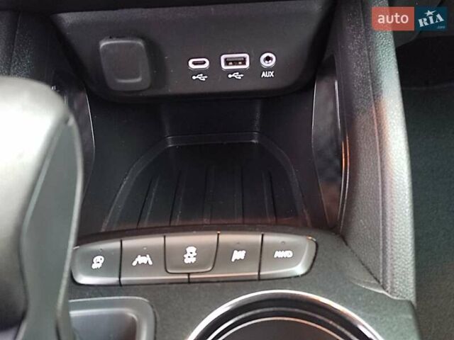 Сірий Шевроле Трейлблейзер, об'ємом двигуна 1.4 л та пробігом 77 тис. км за 17900 $, фото 15 на Automoto.ua