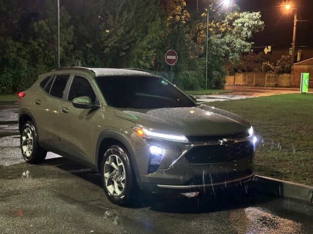 Зелений Шевроле Трейлблейзер, об'ємом двигуна 1.2 л та пробігом 4 тис. км за 23700 $, фото 1 на Automoto.ua