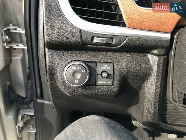 Бежевый Шевроле Траверс, объемом двигателя 3.6 л и пробегом 77 тыс. км за 16900 $, фото 7 на Automoto.ua