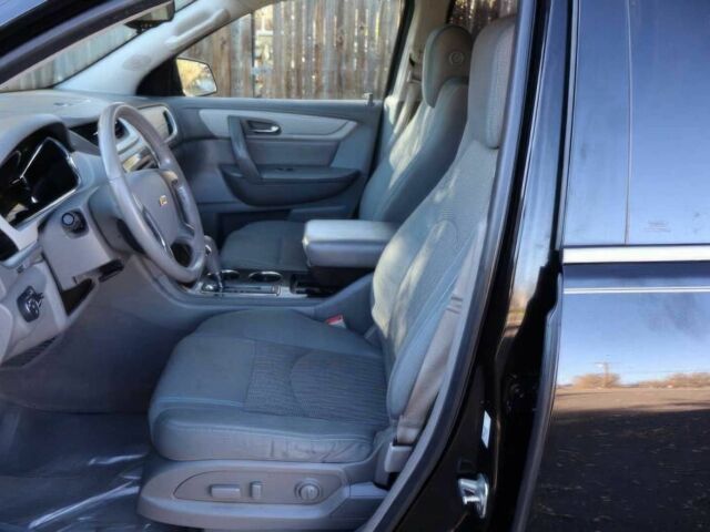 Черный Шевроле Траверс, объемом двигателя 3.6 л и пробегом 56 тыс. км за 8100 $, фото 6 на Automoto.ua