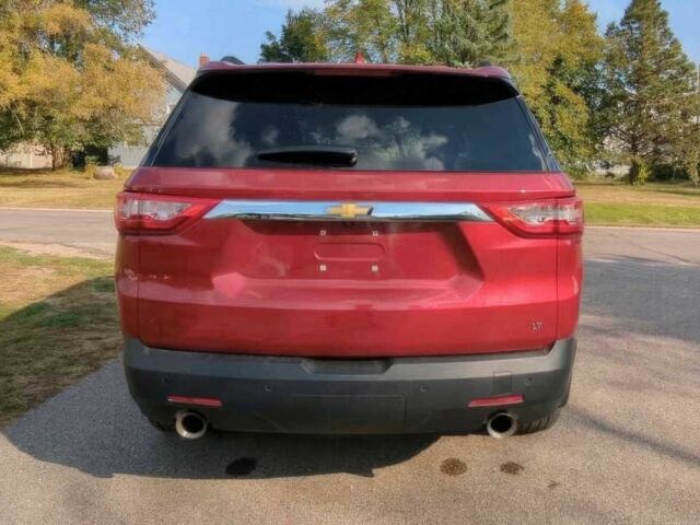 Красный Шевроле Траверс, объемом двигателя 3.6 л и пробегом 33 тыс. км за 17900 $, фото 4 на Automoto.ua