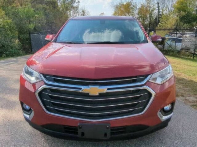 Красный Шевроле Траверс, объемом двигателя 3.6 л и пробегом 33 тыс. км за 17900 $, фото 1 на Automoto.ua