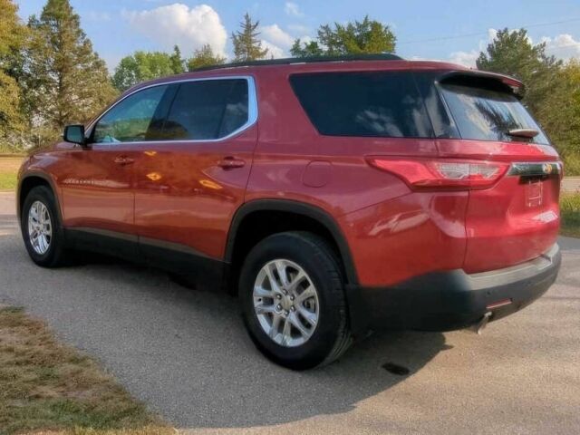 Красный Шевроле Траверс, объемом двигателя 3.6 л и пробегом 33 тыс. км за 17900 $, фото 5 на Automoto.ua