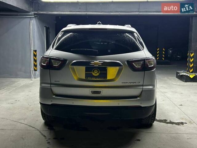 Сірий Шевроле Траверс, об'ємом двигуна 3.56 л та пробігом 206 тис. км за 13000 $, фото 4 на Automoto.ua
