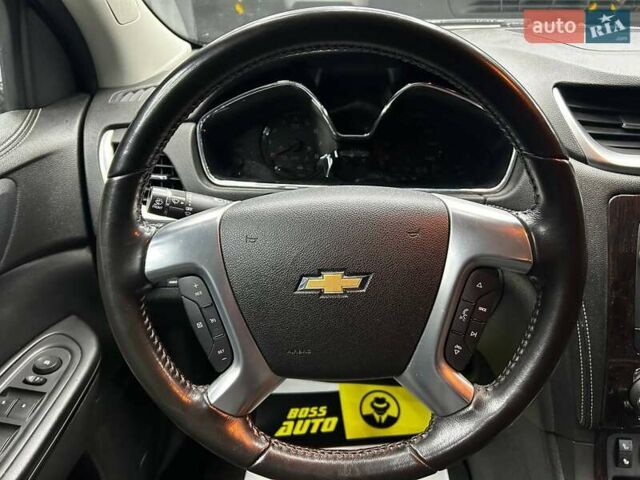 Сірий Шевроле Траверс, об'ємом двигуна 3.56 л та пробігом 206 тис. км за 13000 $, фото 9 на Automoto.ua