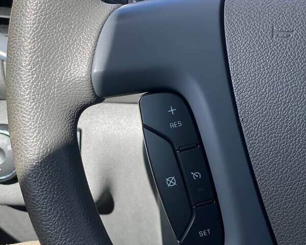 Серый Шевроле Траверс, объемом двигателя 3.56 л и пробегом 114 тыс. км за 12990 $, фото 28 на Automoto.ua