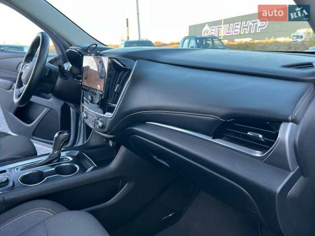 Сірий Шевроле Траверс, об'ємом двигуна 3.6 л та пробігом 177 тис. км за 17490 $, фото 39 на Automoto.ua