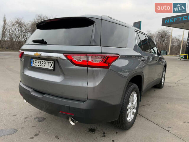 Шевроле Траверс 2017 в Днепре (Днепропетровске) на Automoto.ua Серый Шевроле Траверс, объемом двигателя 3.56 л и пробегом 75 тыс. км за 18500 $, фото 3 на Automoto.ua