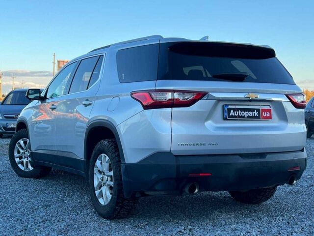 Сірий Шевроле Траверс, об'ємом двигуна 3.6 л та пробігом 177 тис. км за 17490 $, фото 5 на Automoto.ua