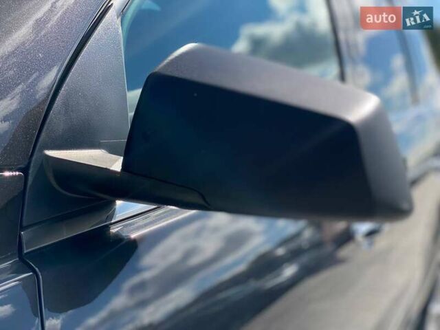 Серый Шевроле Траверс, объемом двигателя 3.56 л и пробегом 114 тыс. км за 12990 $, фото 15 на Automoto.ua