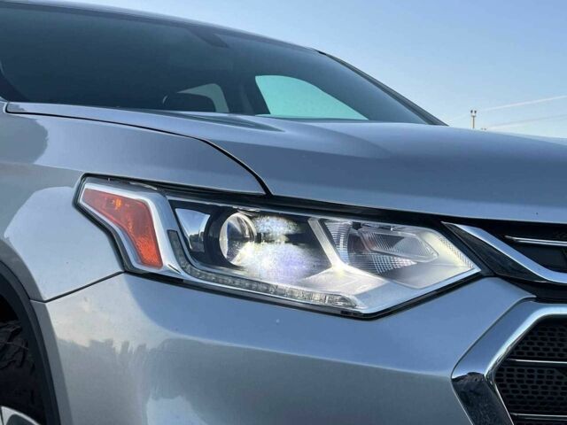 Сірий Шевроле Траверс, об'ємом двигуна 3.6 л та пробігом 177 тис. км за 17490 $, фото 12 на Automoto.ua