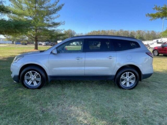 Серый Шевроле Траверс, объемом двигателя 3.6 л и пробегом 59 тыс. км за 17000 $, фото 4 на Automoto.ua