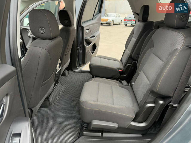 Шевроле Траверс 2017 в Днепре (Днепропетровске) на Automoto.ua Серый Шевроле Траверс, объемом двигателя 3.56 л и пробегом 75 тыс. км за 18500 $, фото 28 на Automoto.ua