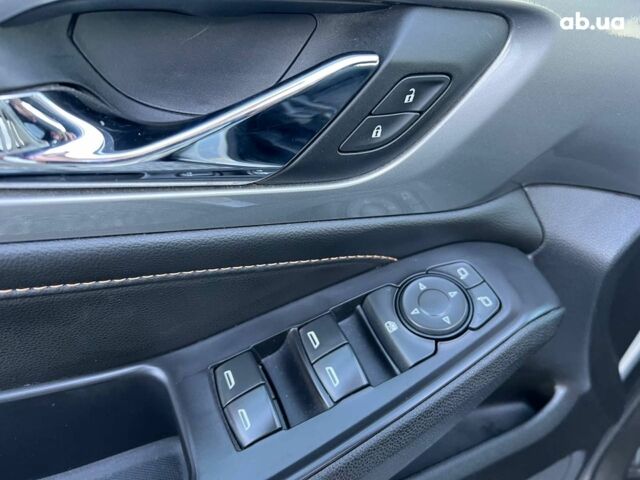 Серый Шевроле Траверс, объемом двигателя 3.6 л и пробегом 177 тыс. км за 17490 $, фото 15 на Automoto.ua