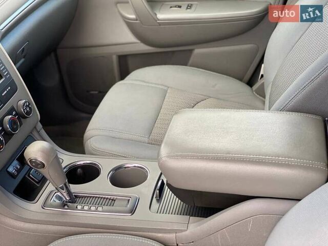 Серый Шевроле Траверс, объемом двигателя 3.56 л и пробегом 114 тыс. км за 12990 $, фото 41 на Automoto.ua