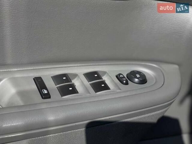 Серый Шевроле Траверс, объемом двигателя 3.56 л и пробегом 114 тыс. км за 12990 $, фото 23 на Automoto.ua