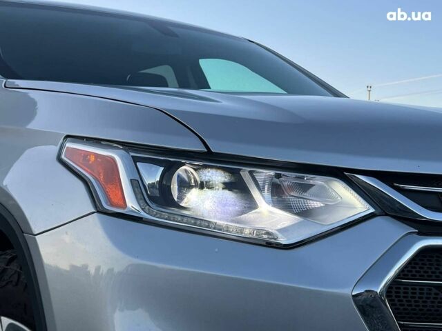 Серый Шевроле Траверс, объемом двигателя 3.6 л и пробегом 177 тыс. км за 17490 $, фото 12 на Automoto.ua