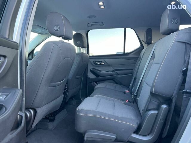 Серый Шевроле Траверс, объемом двигателя 3.6 л и пробегом 177 тыс. км за 17490 $, фото 35 на Automoto.ua