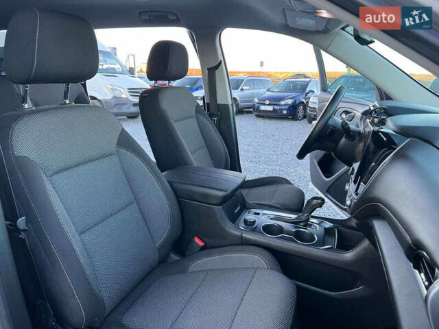 Сірий Шевроле Траверс, об'ємом двигуна 3.6 л та пробігом 177 тис. км за 17490 $, фото 40 на Automoto.ua