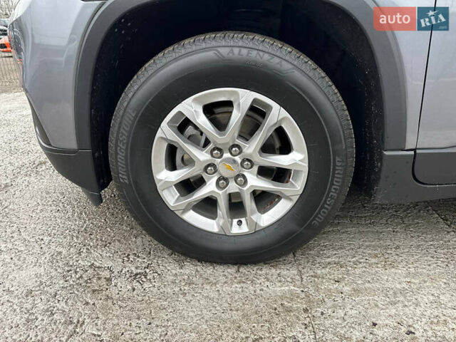 Серый Шевроле Траверс, объемом двигателя 3.56 л и пробегом 45 тыс. км за 23000 $, фото 41 на Automoto.ua