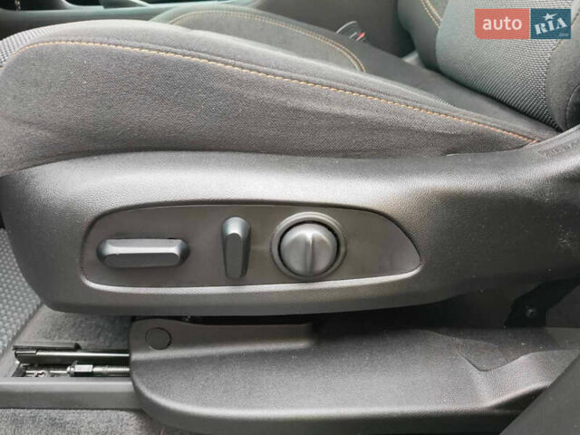 Серый Шевроле Траверс, объемом двигателя 3.6 л и пробегом 96 тыс. км за 24900 $, фото 6 на Automoto.ua