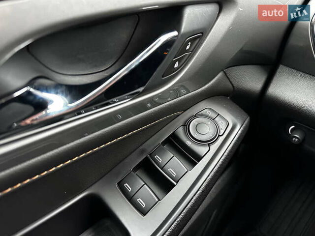 Серый Шевроле Траверс, объемом двигателя 3.56 л и пробегом 45 тыс. км за 23000 $, фото 19 на Automoto.ua