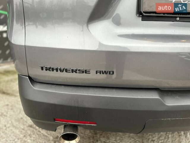 Серый Шевроле Траверс, объемом двигателя 3.56 л и пробегом 45 тыс. км за 23000 $, фото 10 на Automoto.ua