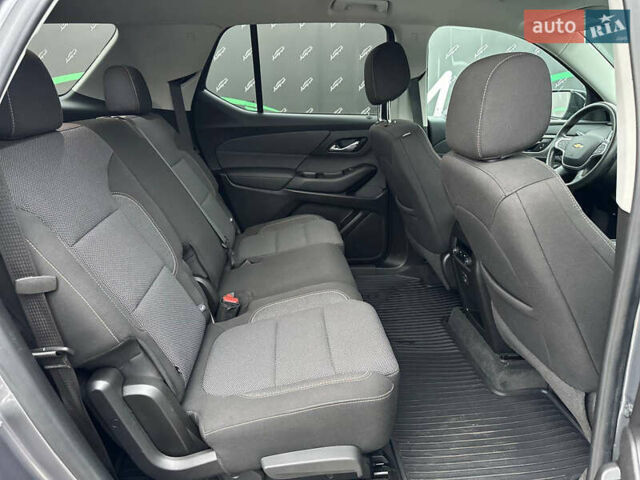 Серый Шевроле Траверс, объемом двигателя 3.56 л и пробегом 45 тыс. км за 23000 $, фото 37 на Automoto.ua