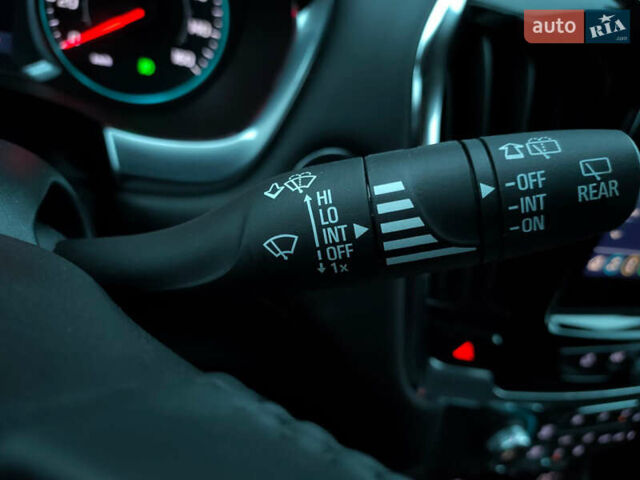 Серый Шевроле Траверс, объемом двигателя 3.6 л и пробегом 96 тыс. км за 24900 $, фото 14 на Automoto.ua