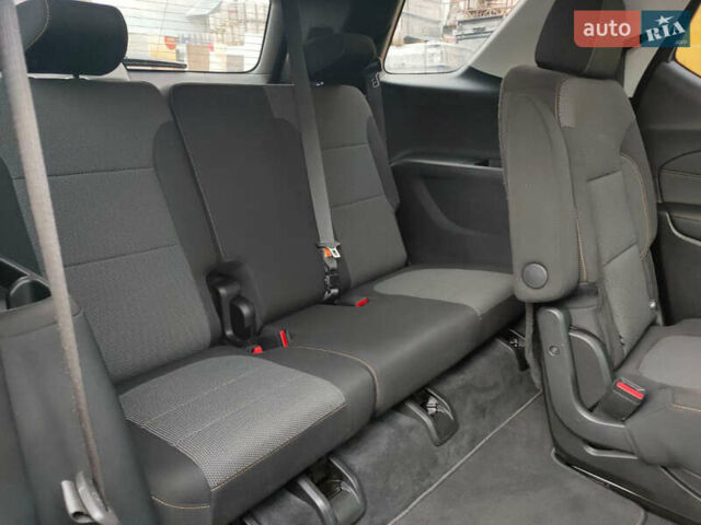 Серый Шевроле Траверс, объемом двигателя 3.6 л и пробегом 96 тыс. км за 24900 $, фото 3 на Automoto.ua