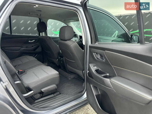 Серый Шевроле Траверс, объемом двигателя 3.56 л и пробегом 45 тыс. км за 23000 $, фото 38 на Automoto.ua