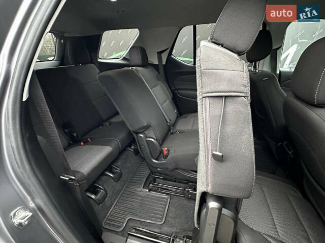 Серый Шевроле Траверс, объемом двигателя 3.56 л и пробегом 45 тыс. км за 23000 $, фото 40 на Automoto.ua