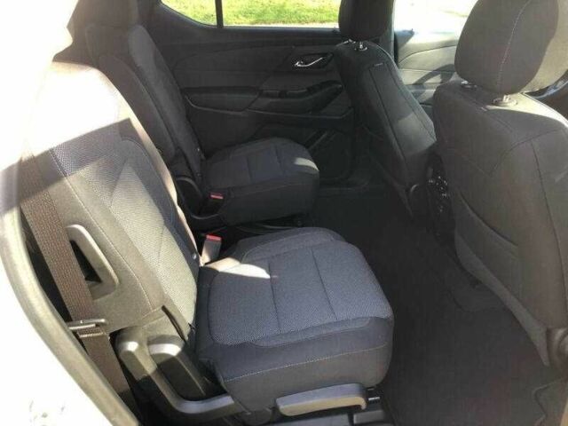 Серый Шевроле Траверс, объемом двигателя 3.6 л и пробегом 31 тыс. км за 7700 $, фото 8 на Automoto.ua