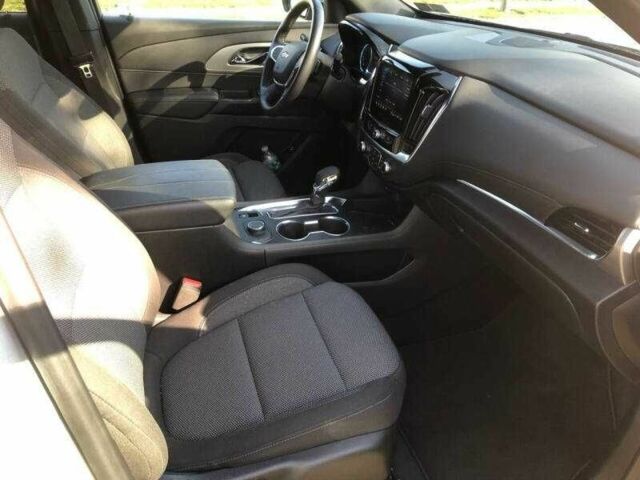 Серый Шевроле Траверс, объемом двигателя 3.6 л и пробегом 31 тыс. км за 7700 $, фото 6 на Automoto.ua