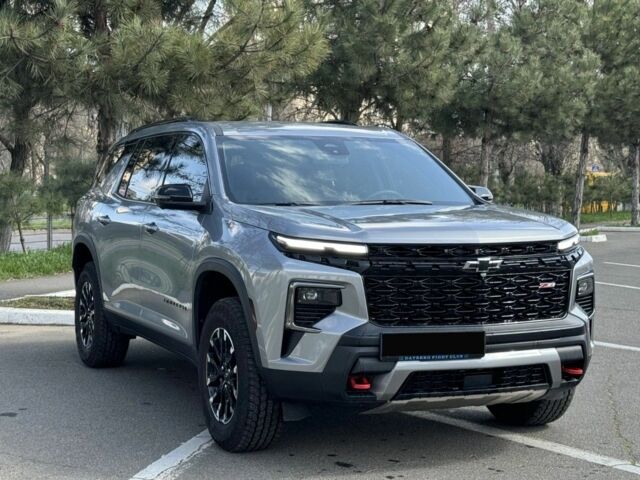 Серый Шевроле Траверс, объемом двигателя 2.5 л и пробегом 11 тыс. км за 50700 $, фото 1 на Automoto.ua