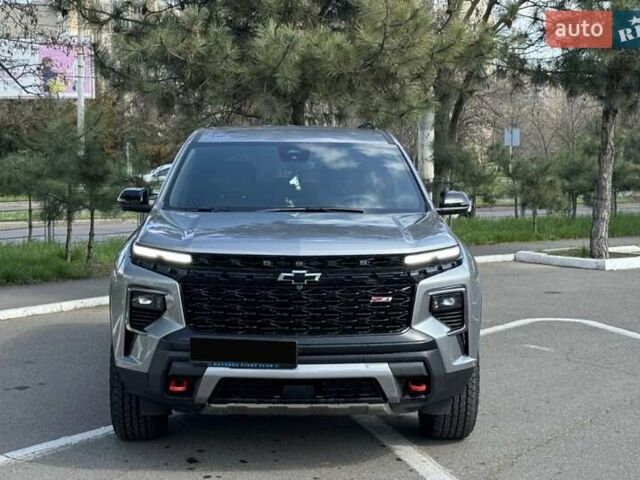 Серый Шевроле Траверс, объемом двигателя 2.5 л и пробегом 24 тыс. км за 48500 $, фото 3 на Automoto.ua