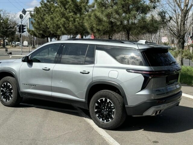 Серый Шевроле Траверс, объемом двигателя 2.5 л и пробегом 11 тыс. км за 50700 $, фото 5 на Automoto.ua