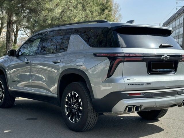 Серый Шевроле Траверс, объемом двигателя 2.5 л и пробегом 11 тыс. км за 50700 $, фото 3 на Automoto.ua