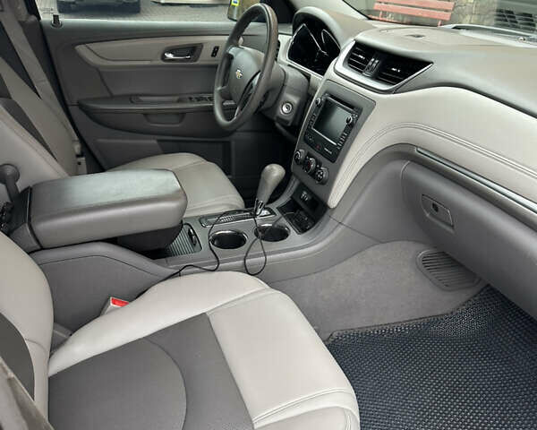 Синий Шевроле Траверс, объемом двигателя 3.56 л и пробегом 170 тыс. км за 15777 $, фото 6 на Automoto.ua